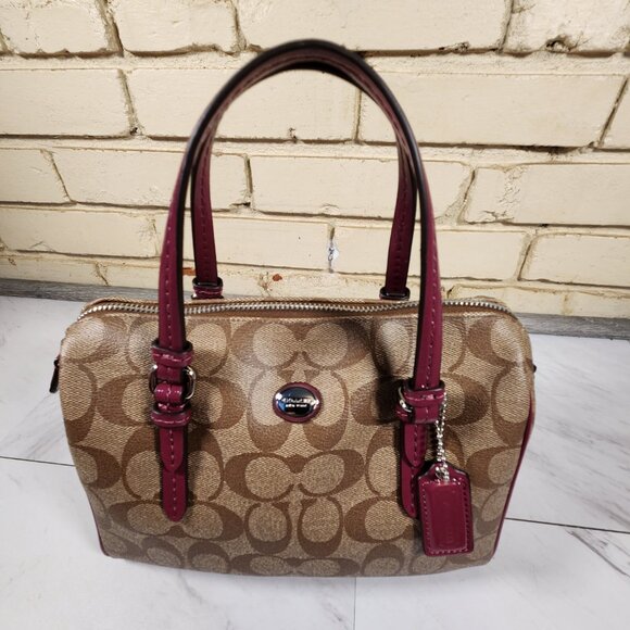 Nwot Coach Rowen Signature C's Crossbody Bag Purse - Picture 3 of 13